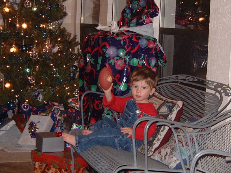 Hildebrand Christmas ScreenSaver/800x600_2002-12-24 Christmas Eve 37.jpg